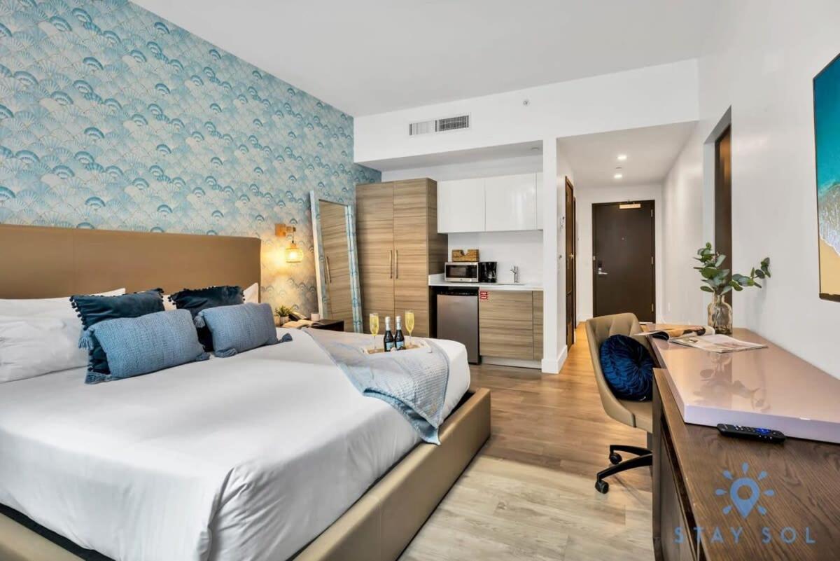 Best Stay - Rooftop Pool & Hot Tub - Hollywood Beach Exterior photo